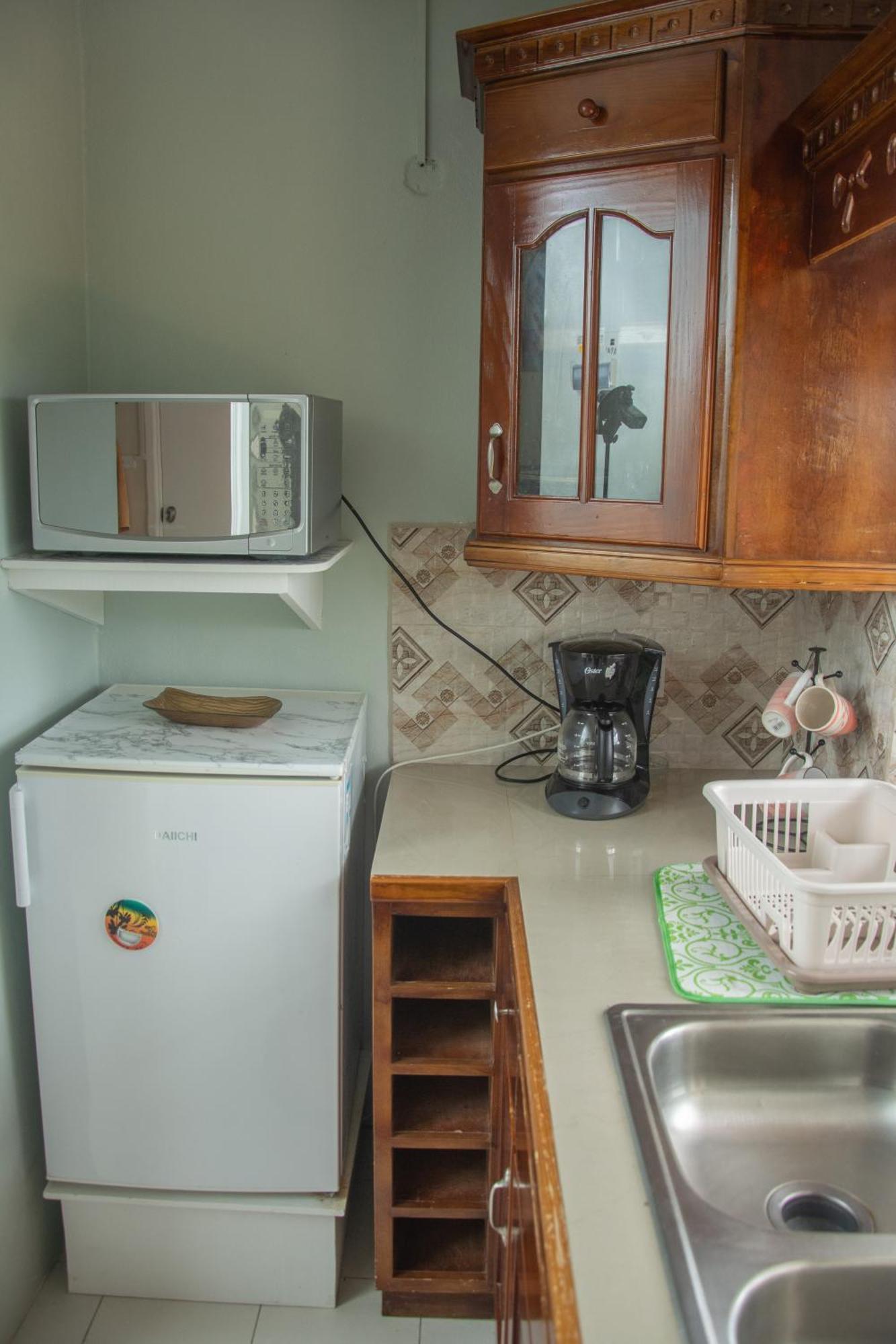Mountain View Apartments Gros Islet Esterno foto