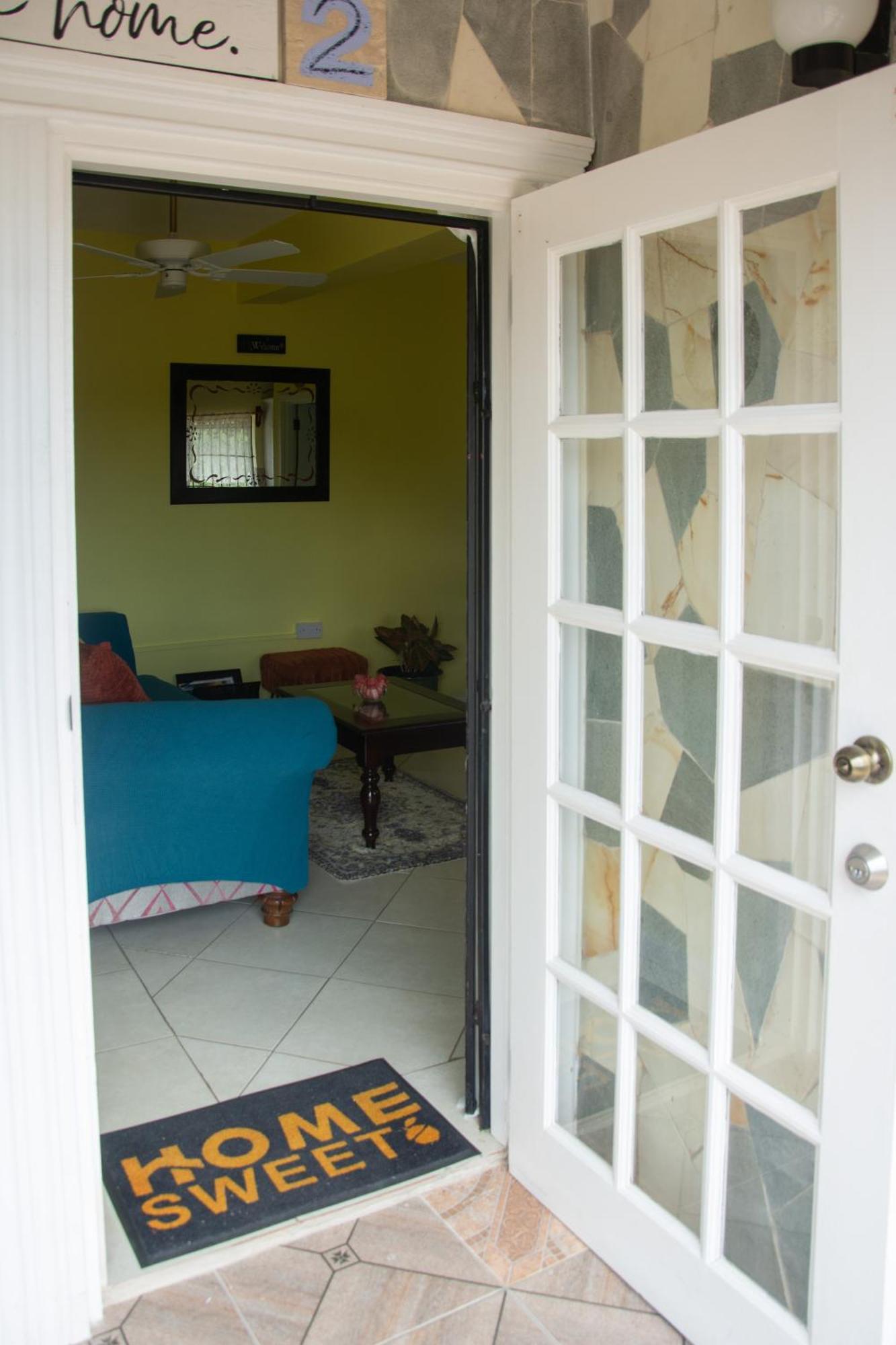Mountain View Apartments Gros Islet Esterno foto